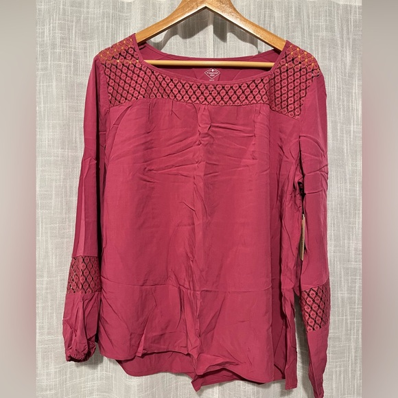 NWT St. John’s Bay Blouse - Picture 1 of 3
